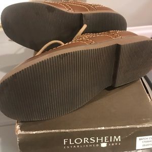 Florsheim boys brown leather shoes